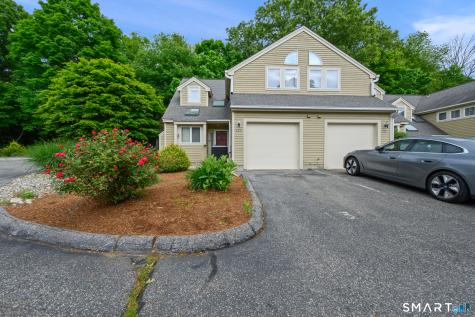 131 Courtyard Lane Mansfield CT 06268