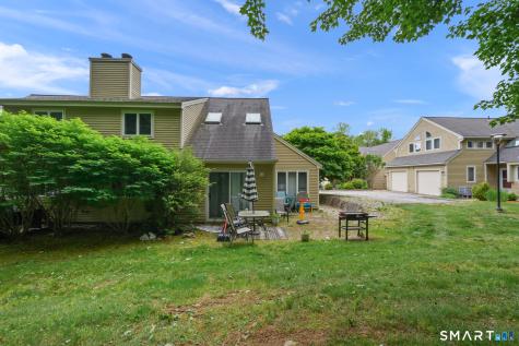 131 Courtyard Lane Mansfield CT 06268