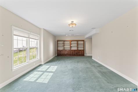 18 Spring Ridge Court Danbury CT 06811