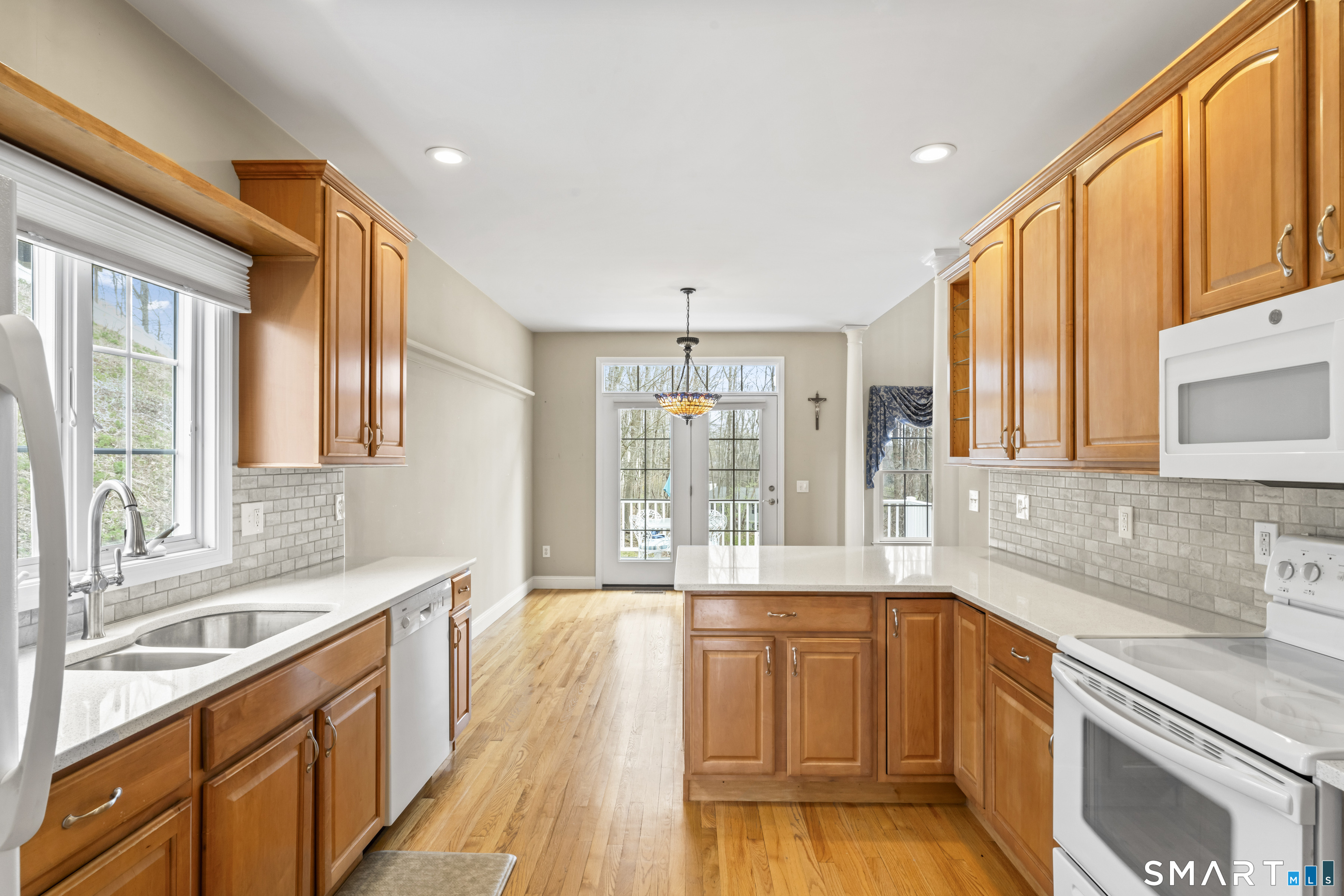 18 Spring Ridge Court Danbury CT 06811
