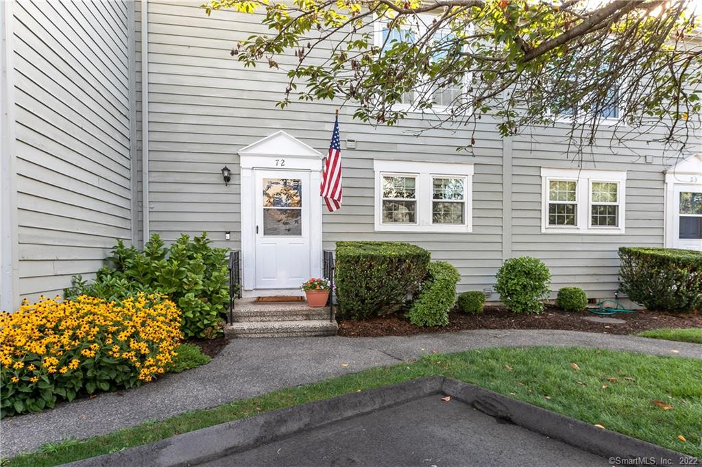 72 Ferry Court Stratford CT 06615