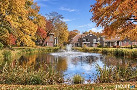 20 Stonegate Circle Branford CT 06405