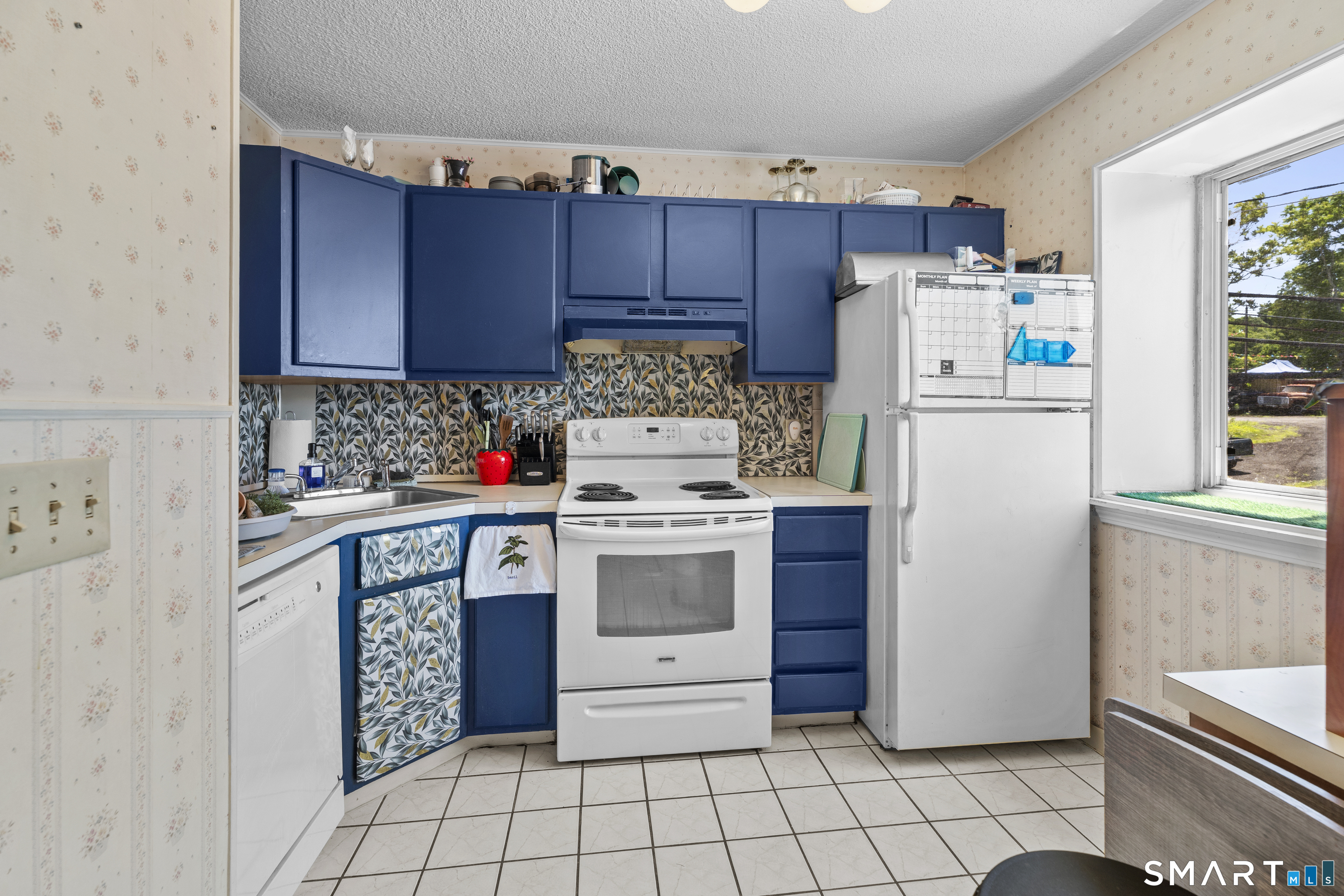 23 Pearl Lake Road Waterbury CT 06706