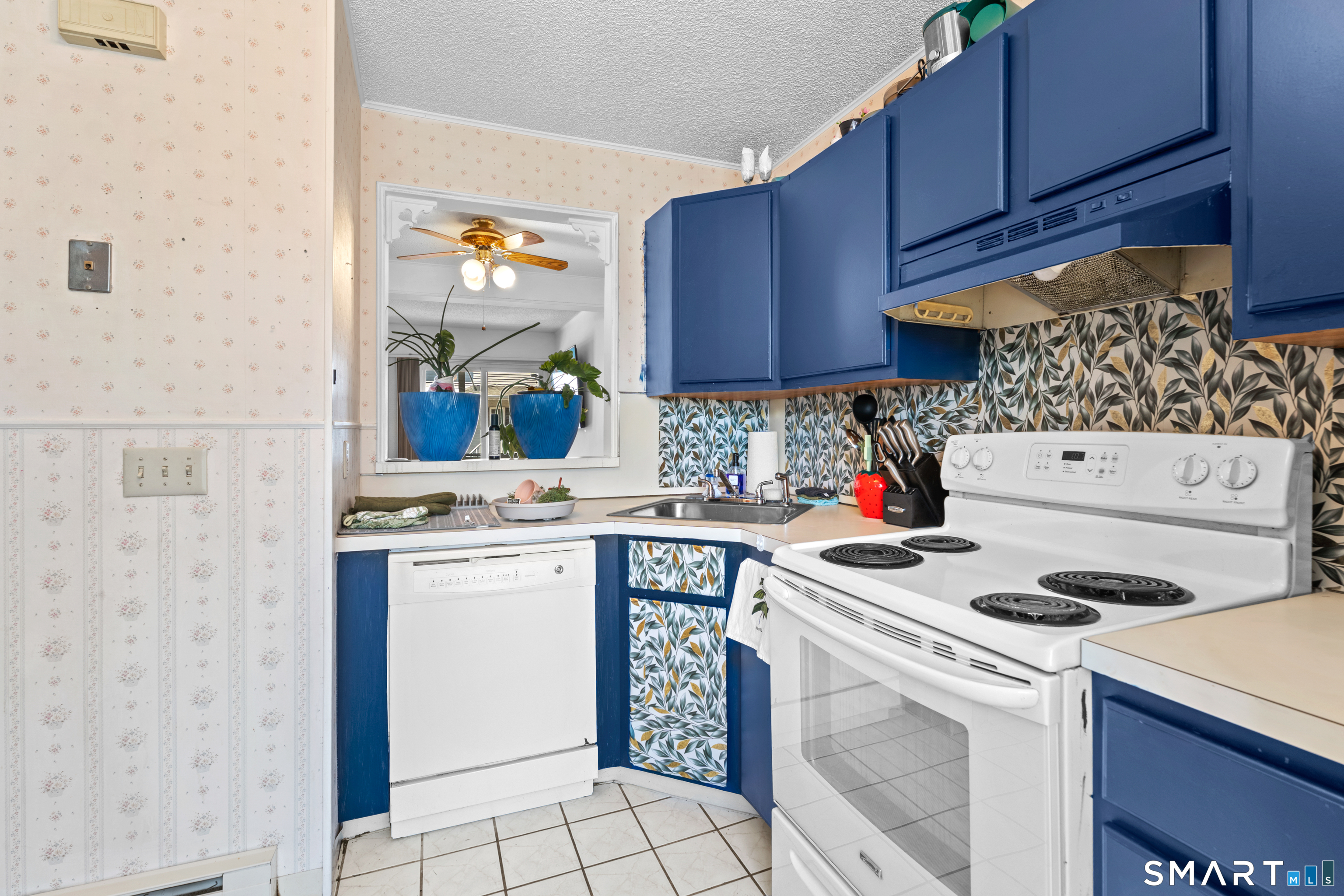 23 Pearl Lake Road Waterbury CT 06706