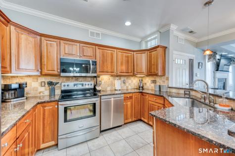 95 South Ridge Lane Berlin CT 06037