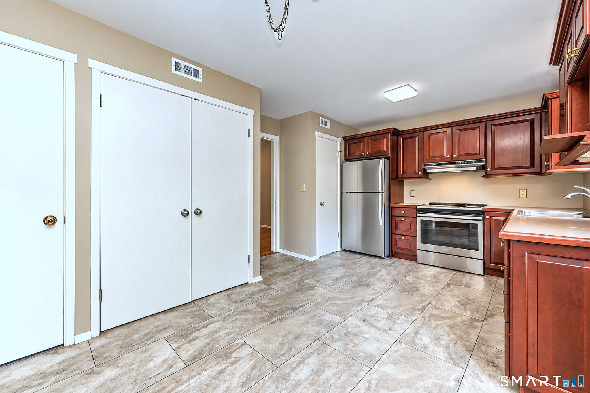722 Heritage Village Southbury CT 06488