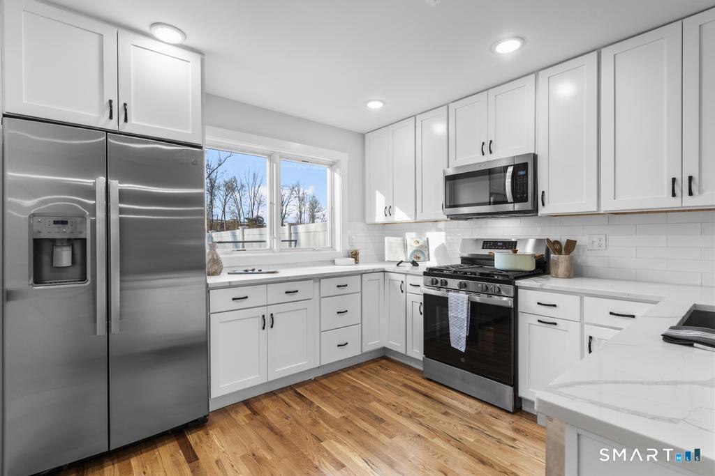 22 a Merritt Avenue Woodbridge CT 06525