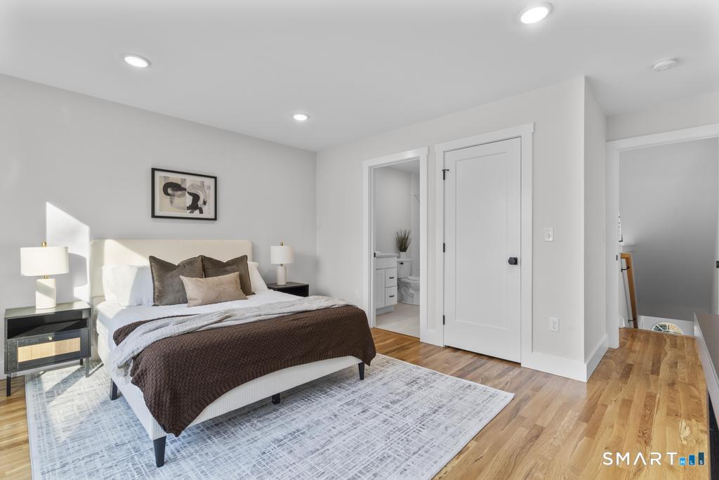 22 a Merritt Avenue Woodbridge CT 06525
