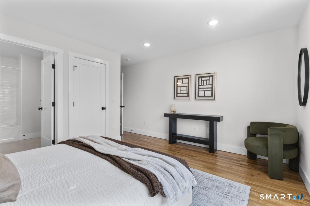 22 a Merritt Avenue Woodbridge CT 06525