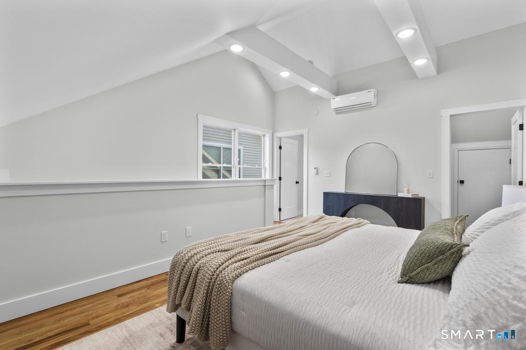 22 a Merritt Avenue Woodbridge CT 06525
