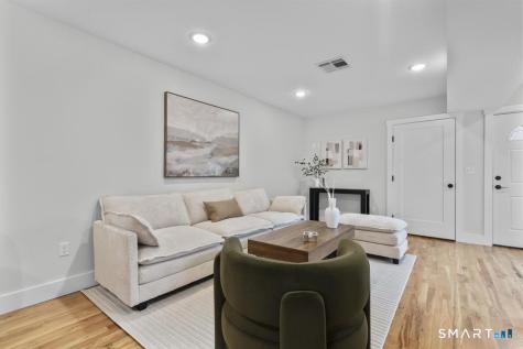 22 a Merritt Avenue Woodbridge CT 06525