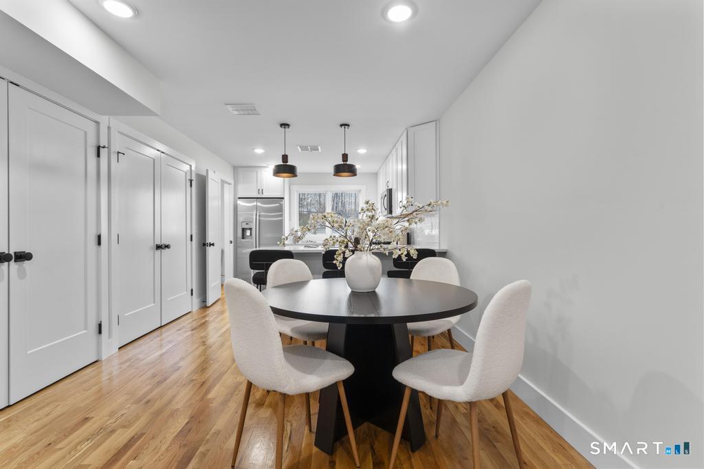 22 a Merritt Avenue Woodbridge CT 06525