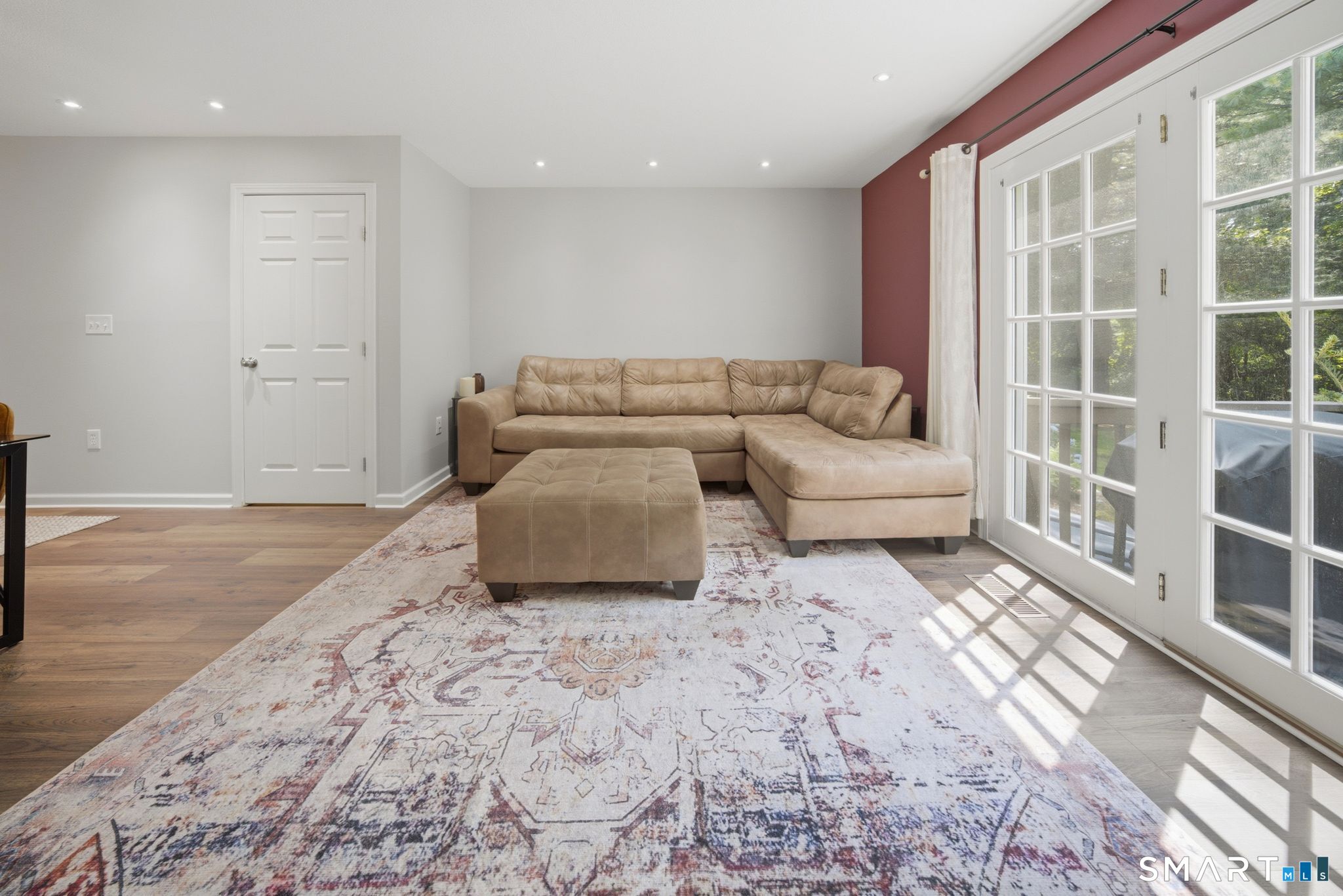 9 Braintree Court Suffield CT 06078