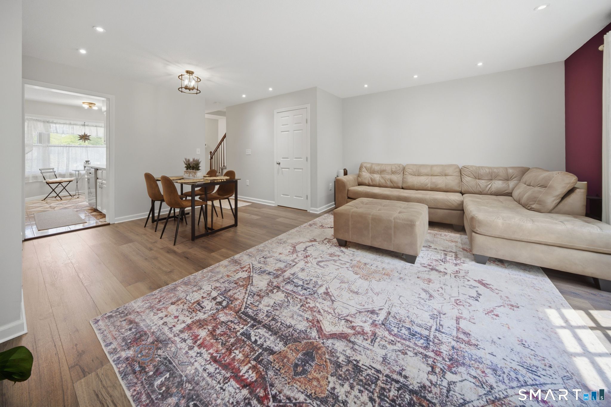 9 Braintree Court Suffield CT 06078