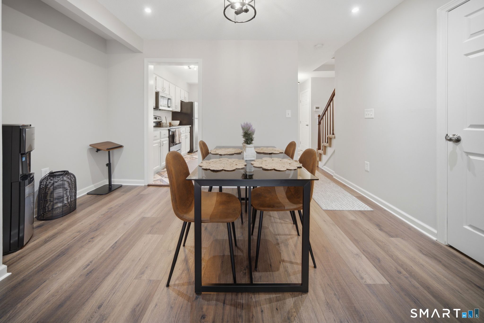 9 Braintree Court Suffield CT 06078