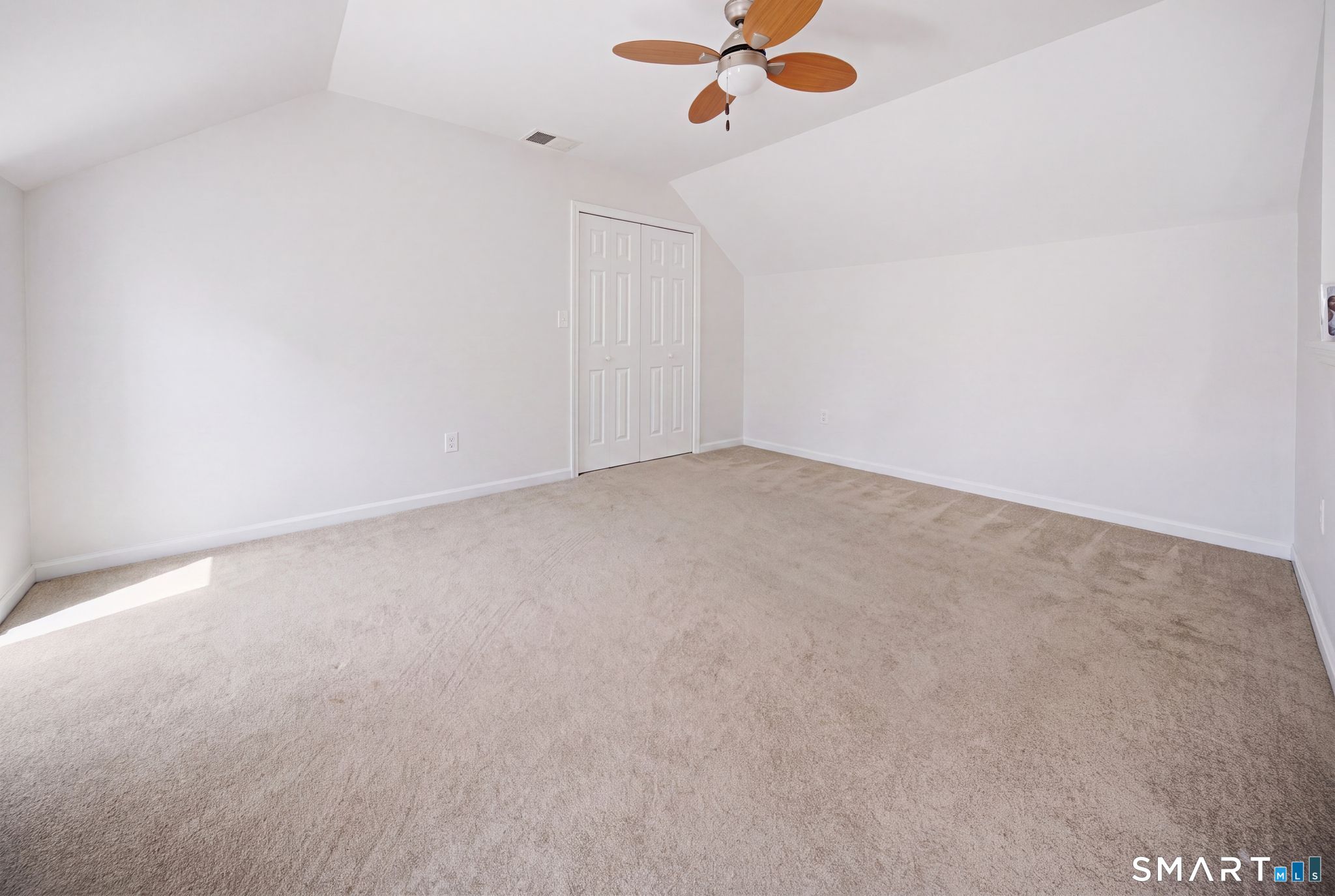 9 Braintree Court Suffield CT 06078