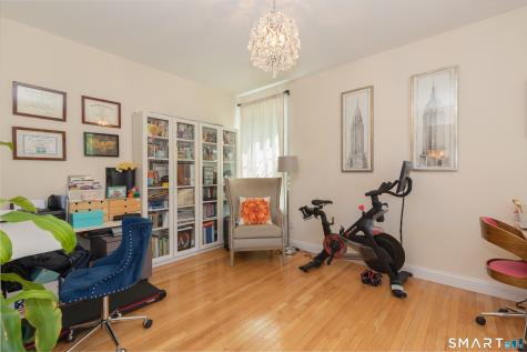 9 Washington Circle Southbury CT 06488