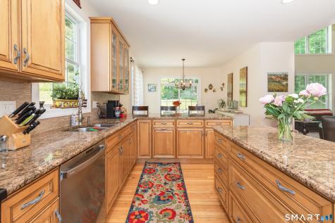 9 Washington Circle Southbury CT 06488