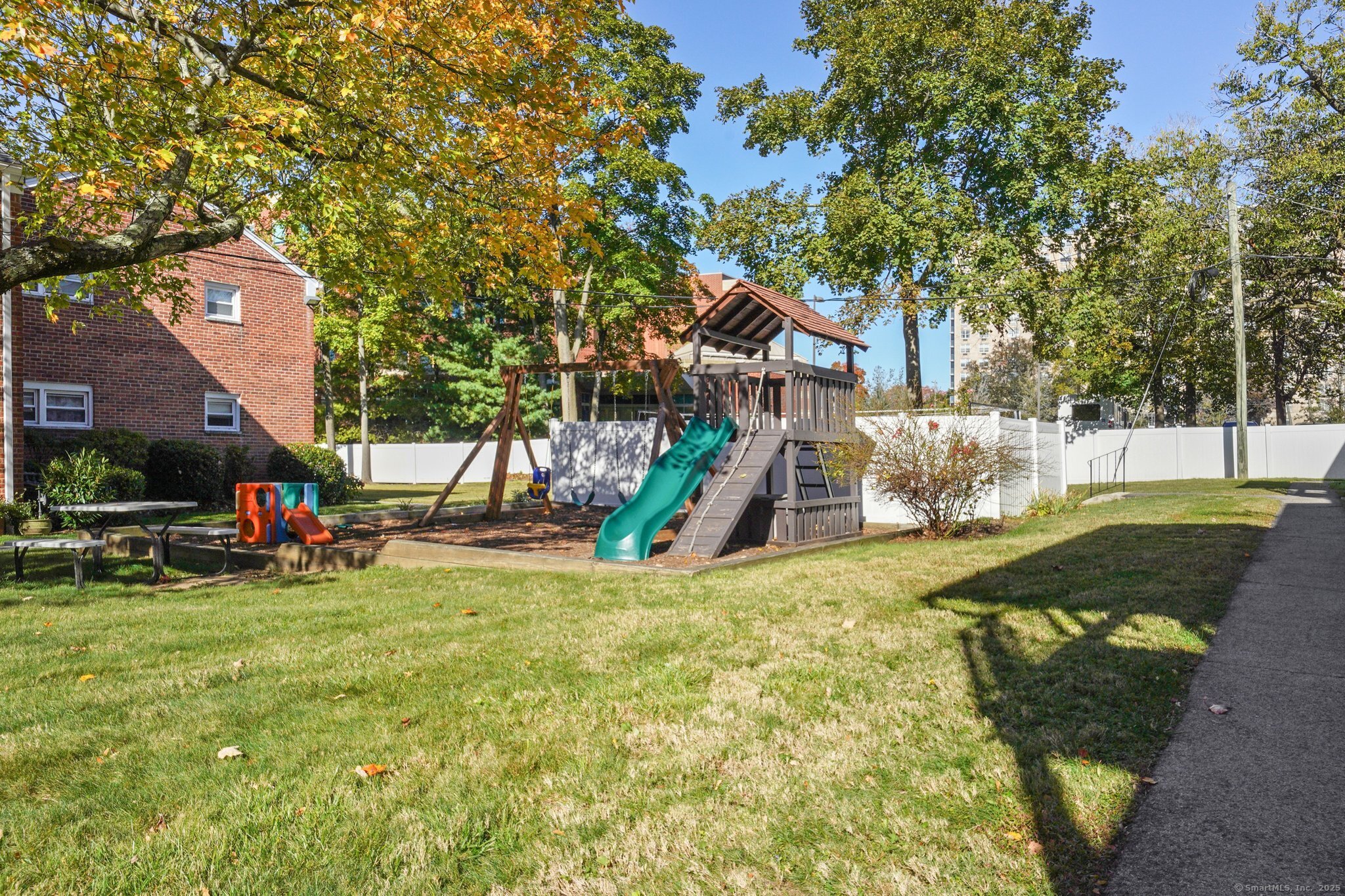 108 Strawberry Hill Avenue Stamford CT 06902
