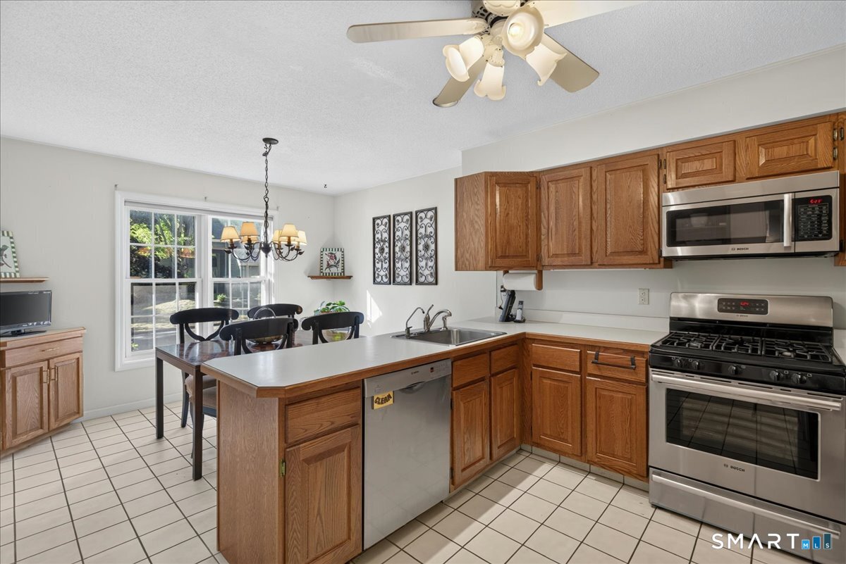 40 Eaton Woods Road Hamden CT 06518