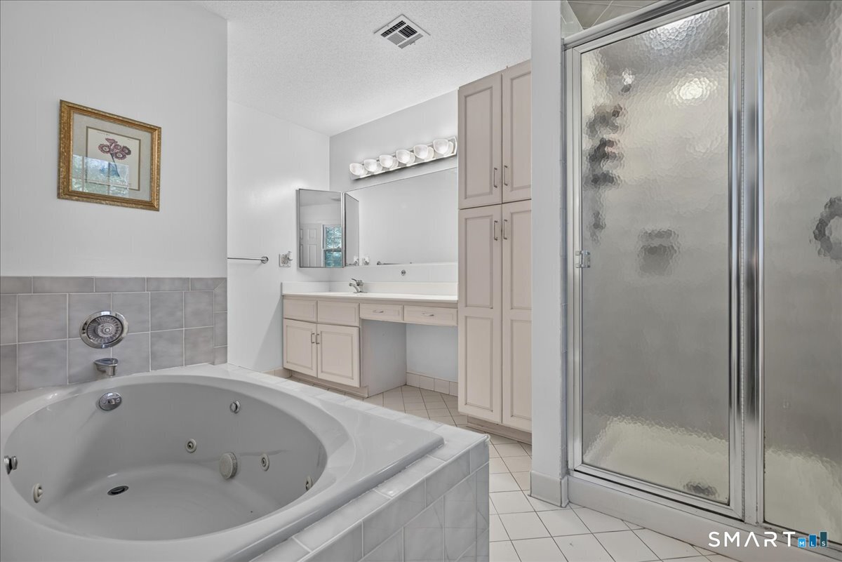 40 Eaton Woods Road Hamden CT 06518