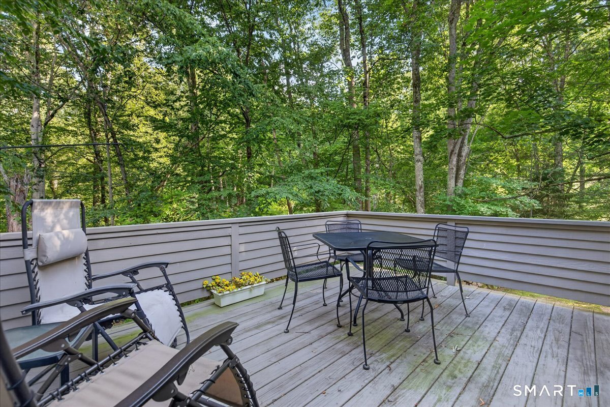 40 Eaton Woods Road Hamden CT 06518