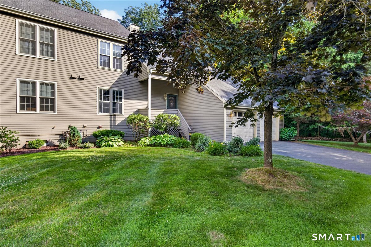 40 Eaton Woods Road Hamden CT 06518