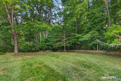 40 Eaton Woods Road Hamden CT 06518