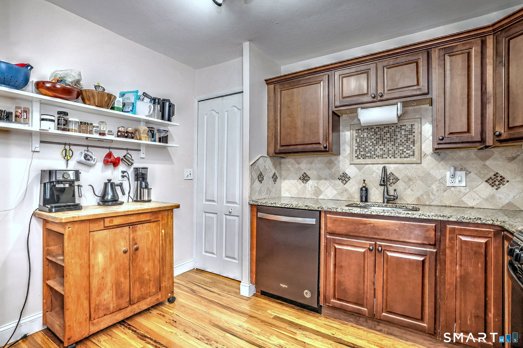 135 Florence Road Branford CT 06405