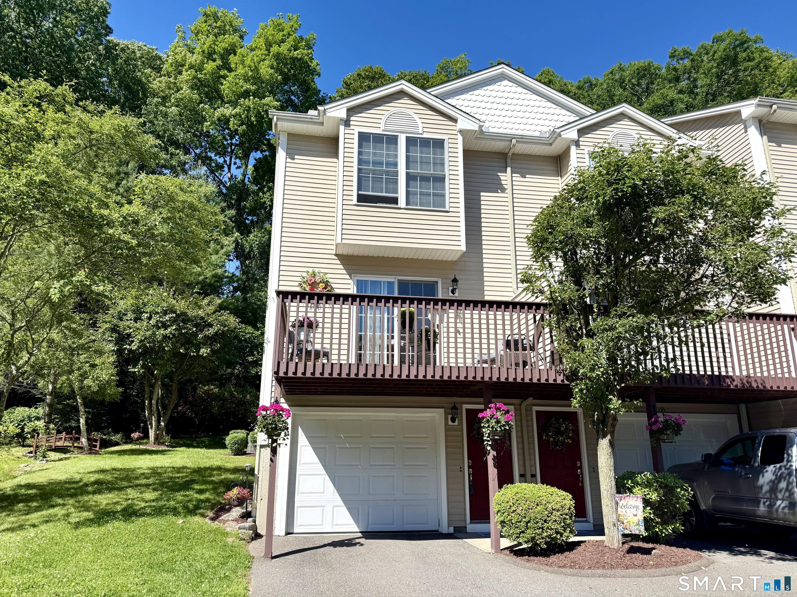 40 Trolley Bridge Road Shelton CT 06484