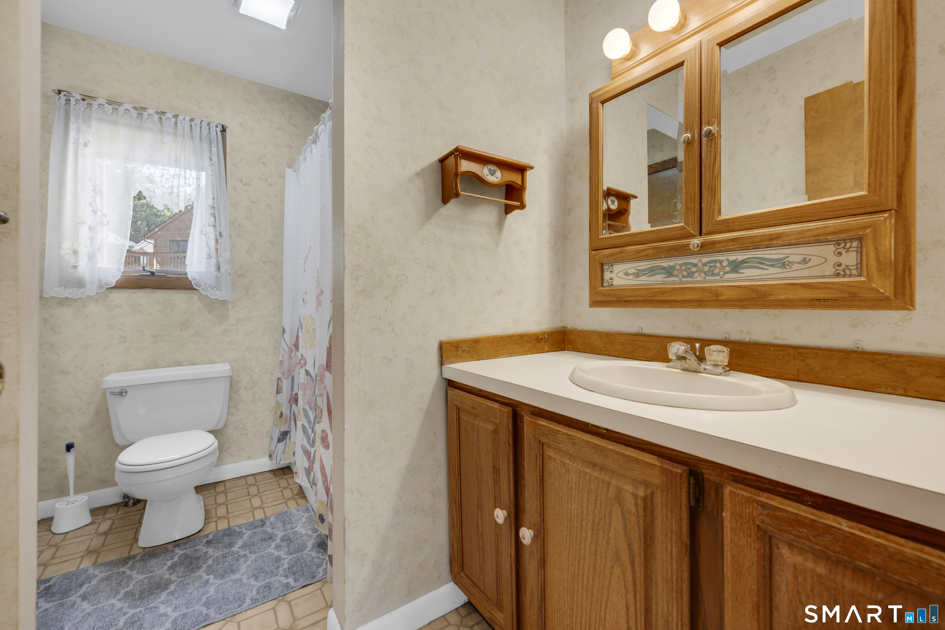 44 Tolland Avenue Stafford CT 06076