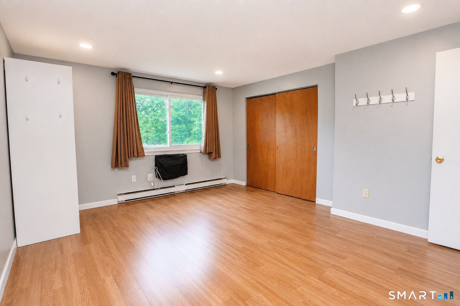 16 Seymour Road East Granby CT 06026