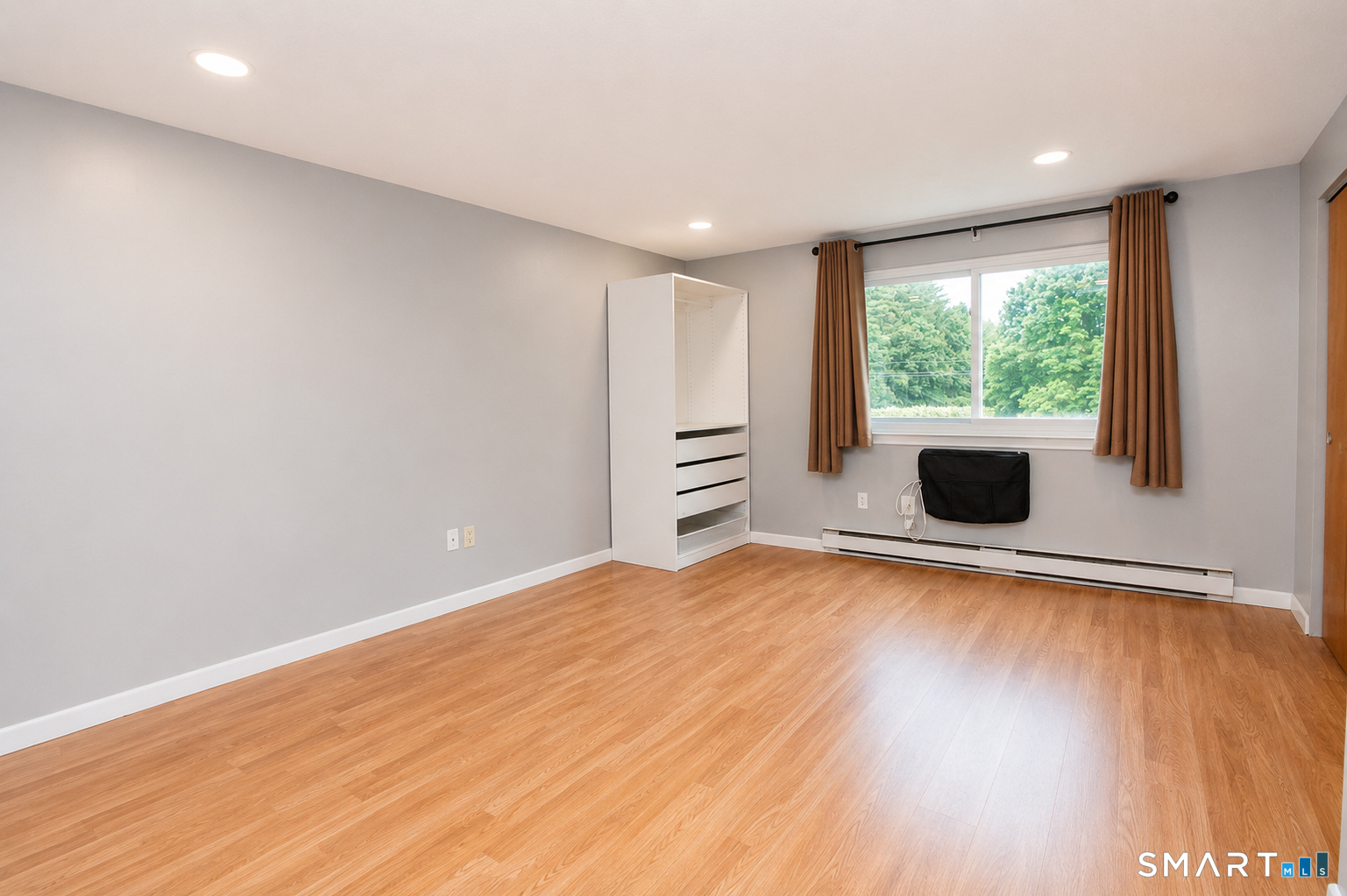 16 Seymour Road East Granby CT 06026