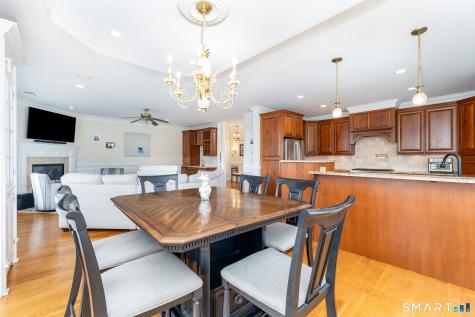 32 Shipyard Lane Milford CT 06460