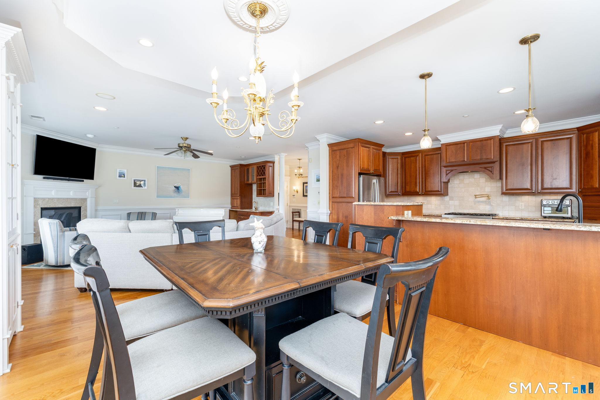 32 Shipyard Lane Milford CT 06460