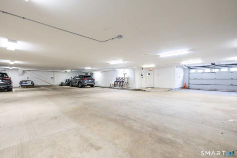 32 Shipyard Lane Milford CT 06460