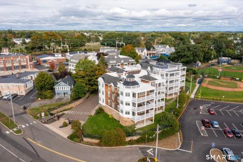 32 Shipyard Lane Milford CT 06460