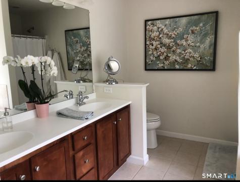 293 Sterling Drive Newington CT 06111