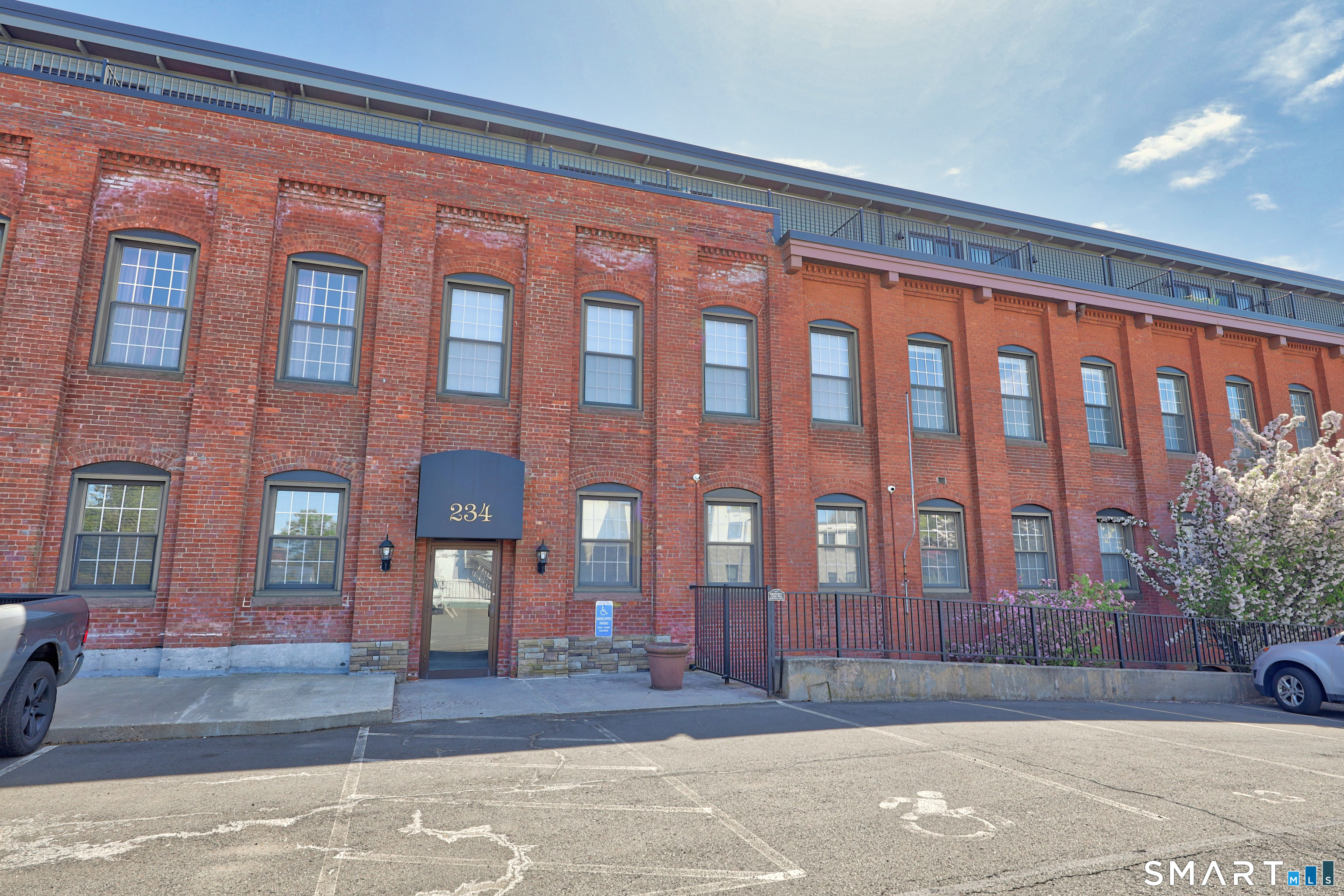 234 South Main Street Middletown CT 06457
