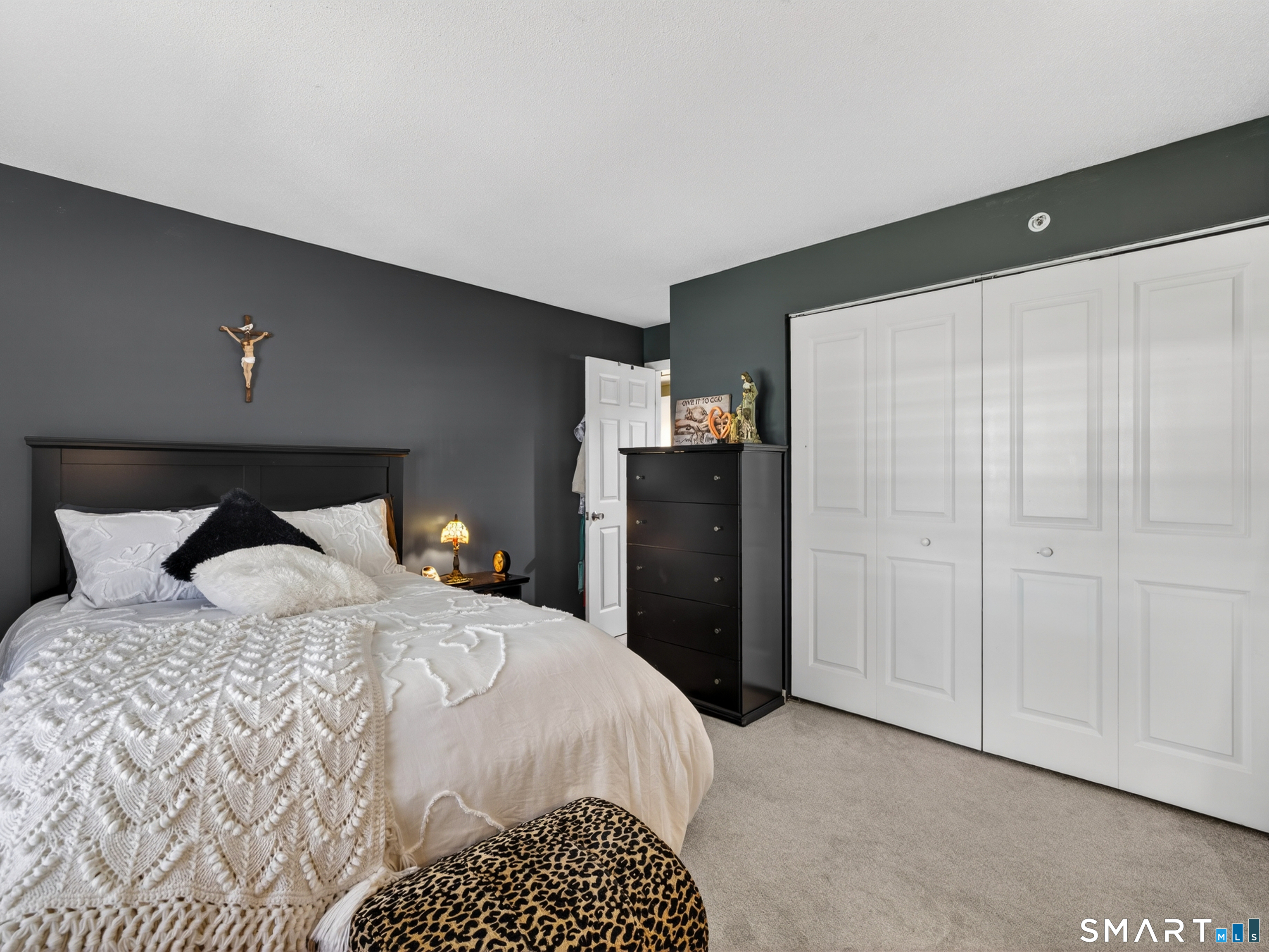 82 Longview Street Waterford CT 06385
