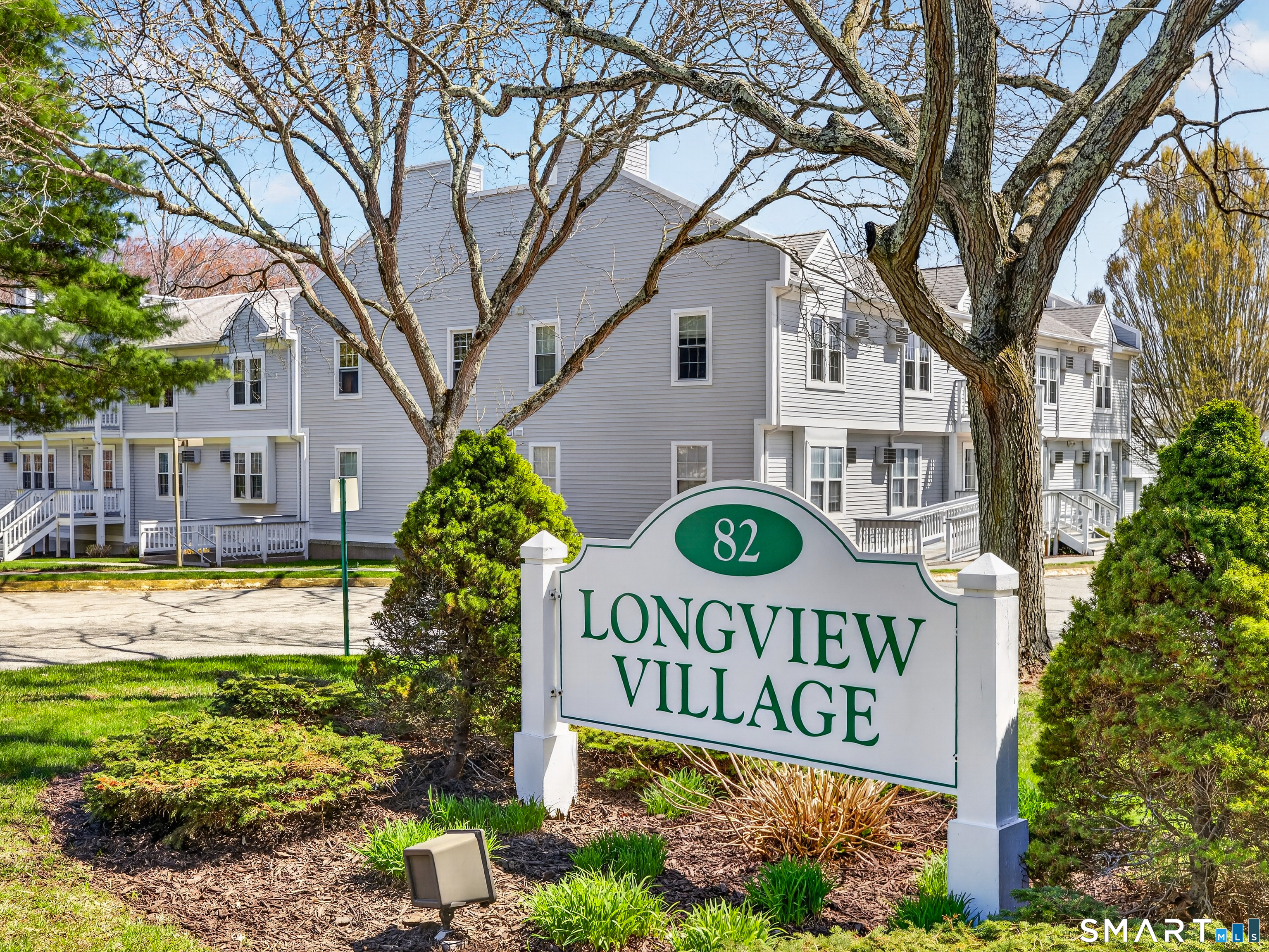 82 Longview Street Waterford CT 06385