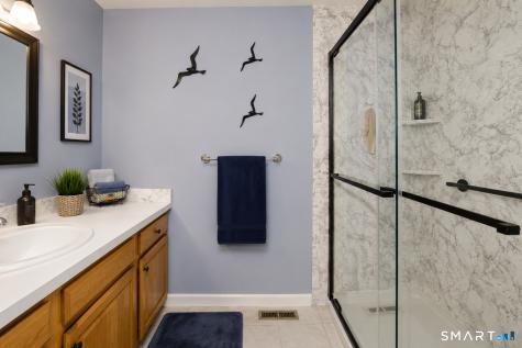 33 Joanne Drive East Hartford CT 06108