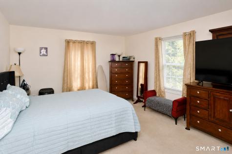 33 Joanne Drive East Hartford CT 06108