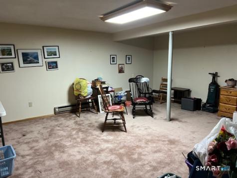 102 North Maple Street Enfield CT 06082