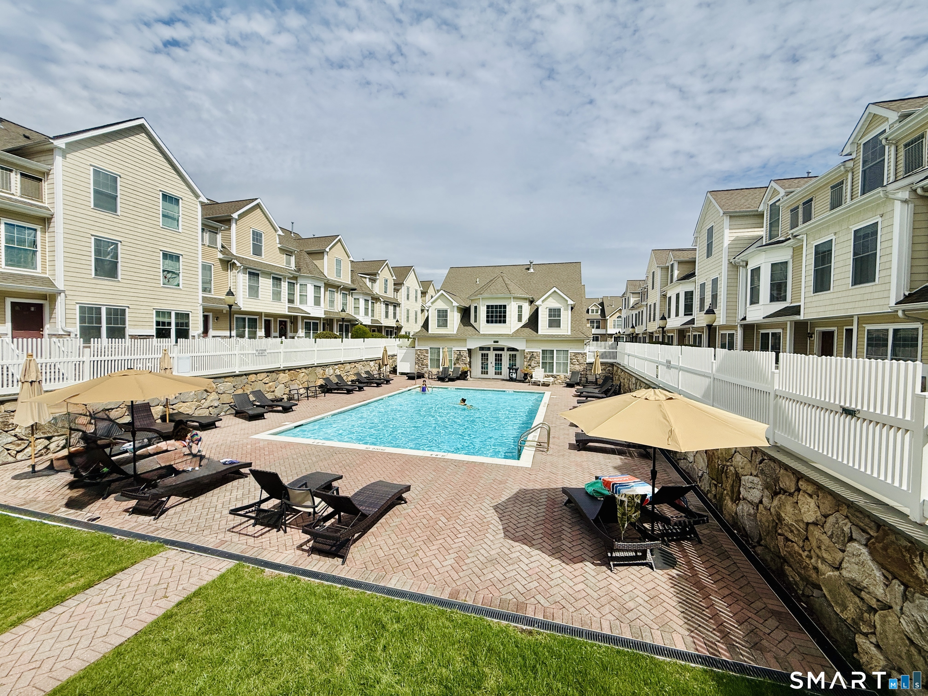 85 Camp Avenue Stamford CT 06907