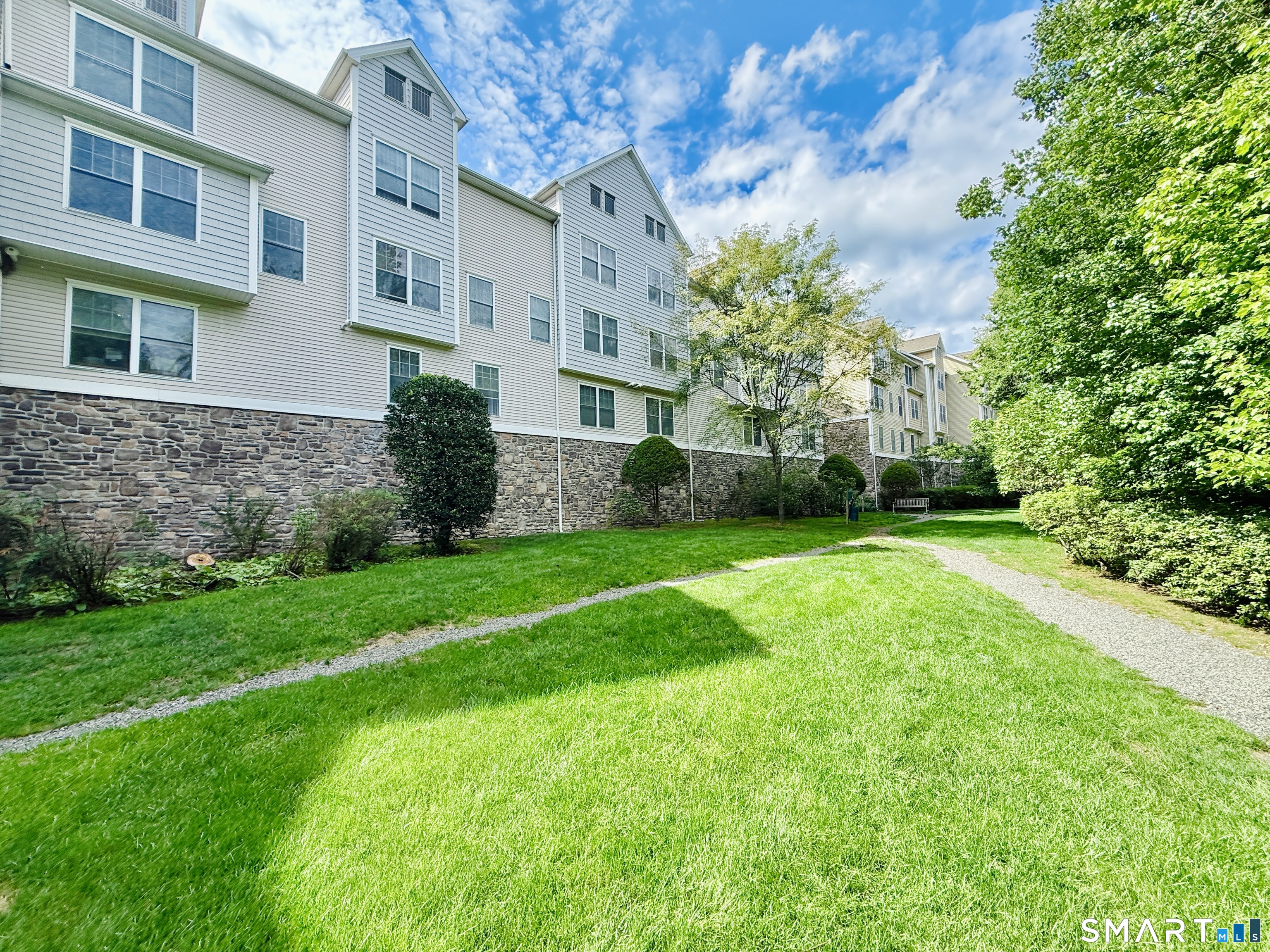 85 Camp Avenue Stamford CT 06907