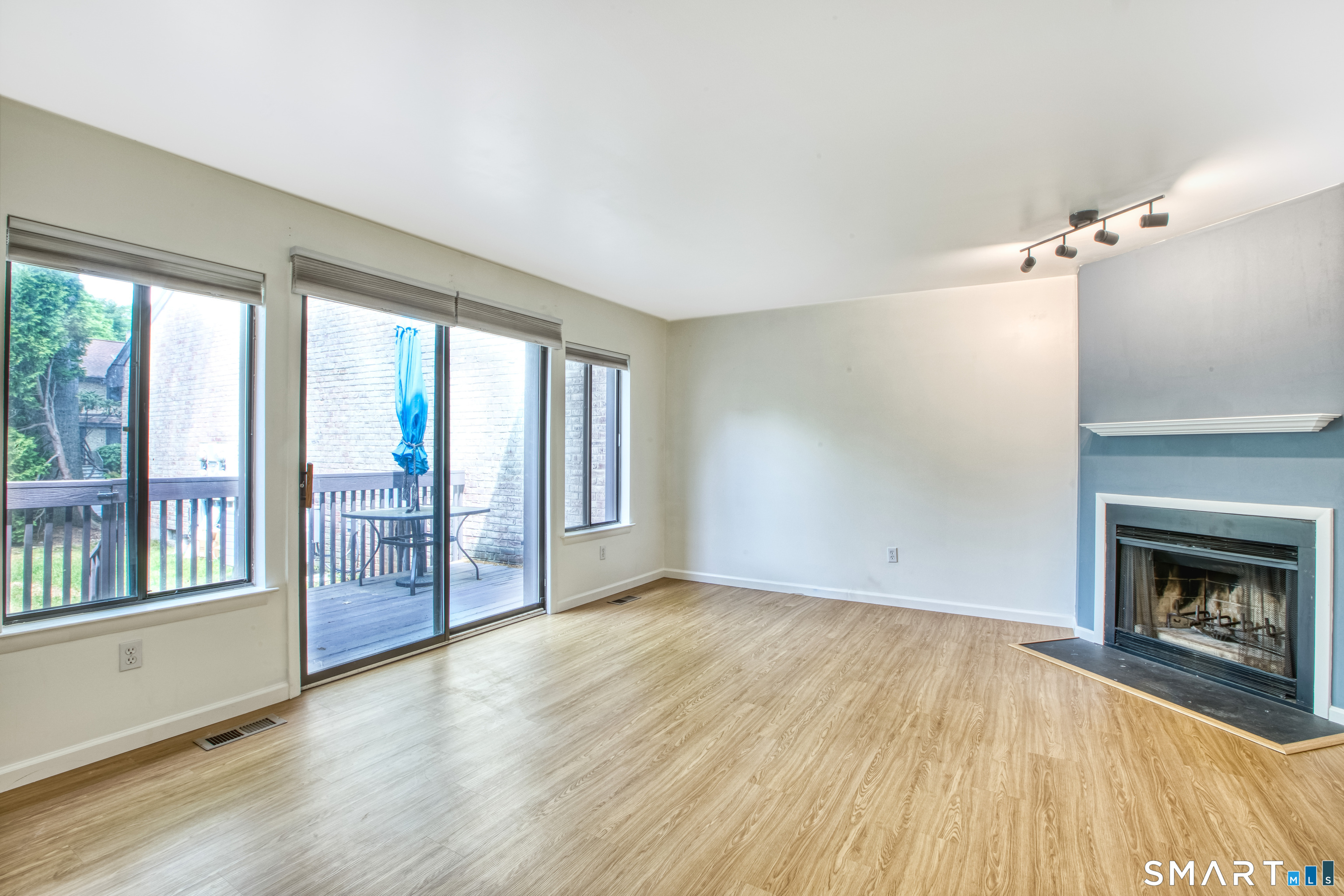 2289 Bedford Street Stamford CT 06905