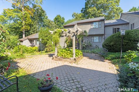 5 Alder Court Woodbury CT 06798