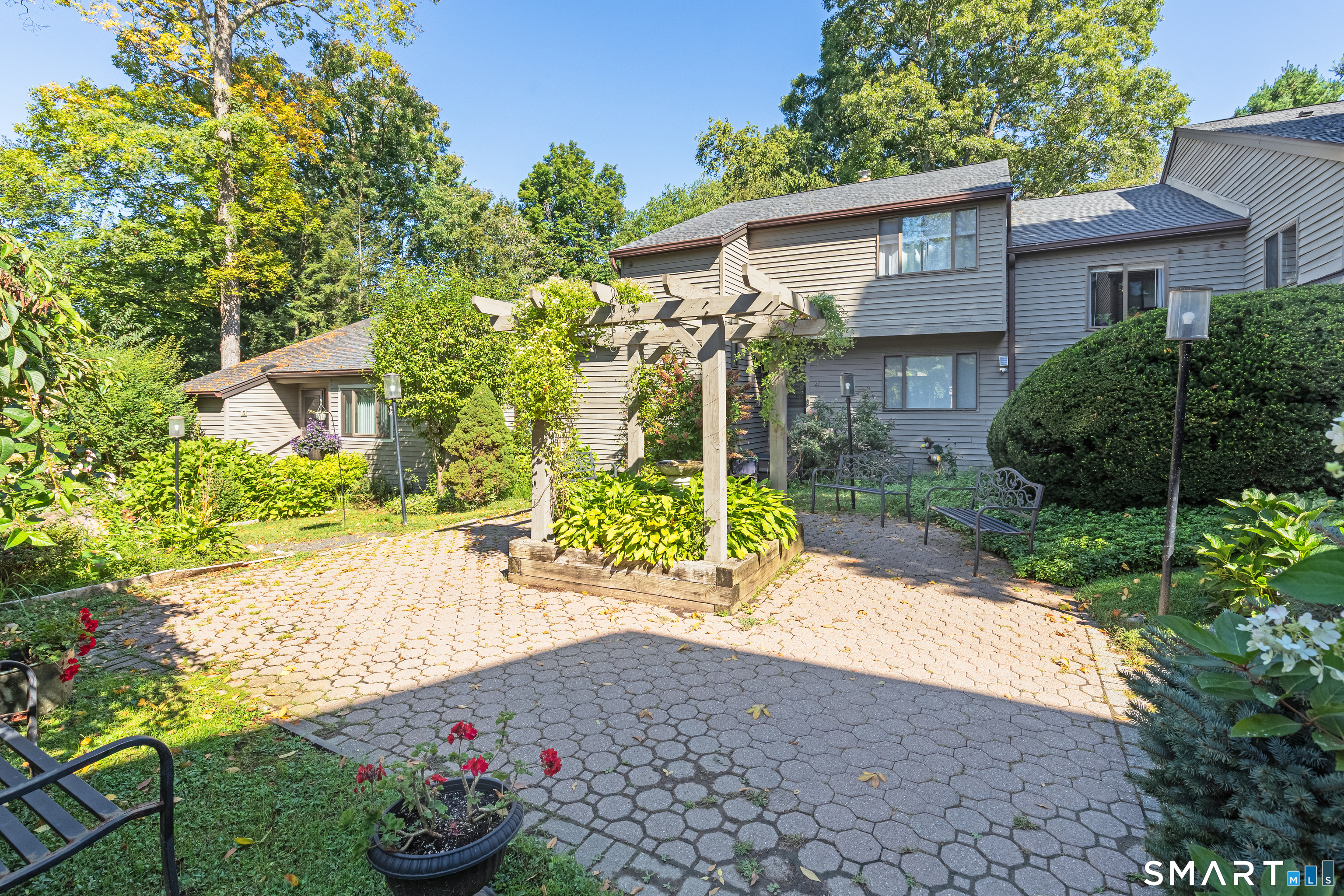 5 Alder Court Woodbury CT 06798