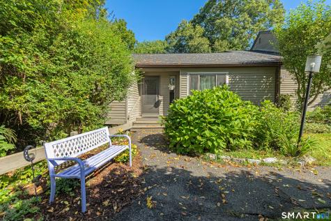 5 Alder Court Woodbury CT 06798